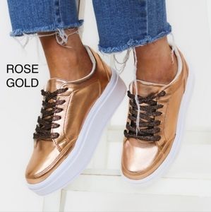 Makers NWT Rose Gold Sneakers Sz 8